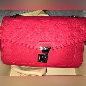 Louis Vuitton Vintage Bag, excellent condition